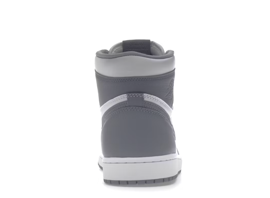 Jordan 1 Retro High OG Stealth