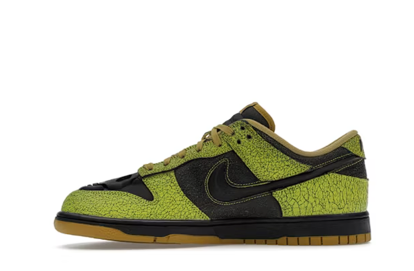 Nike Dunk Low Retro QS Halloween Skull