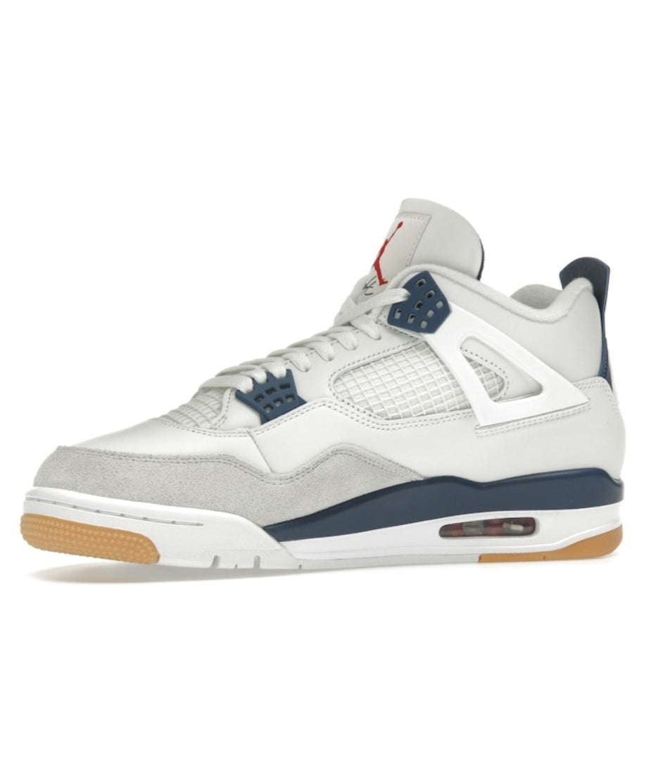 Jordan 4 SB navy