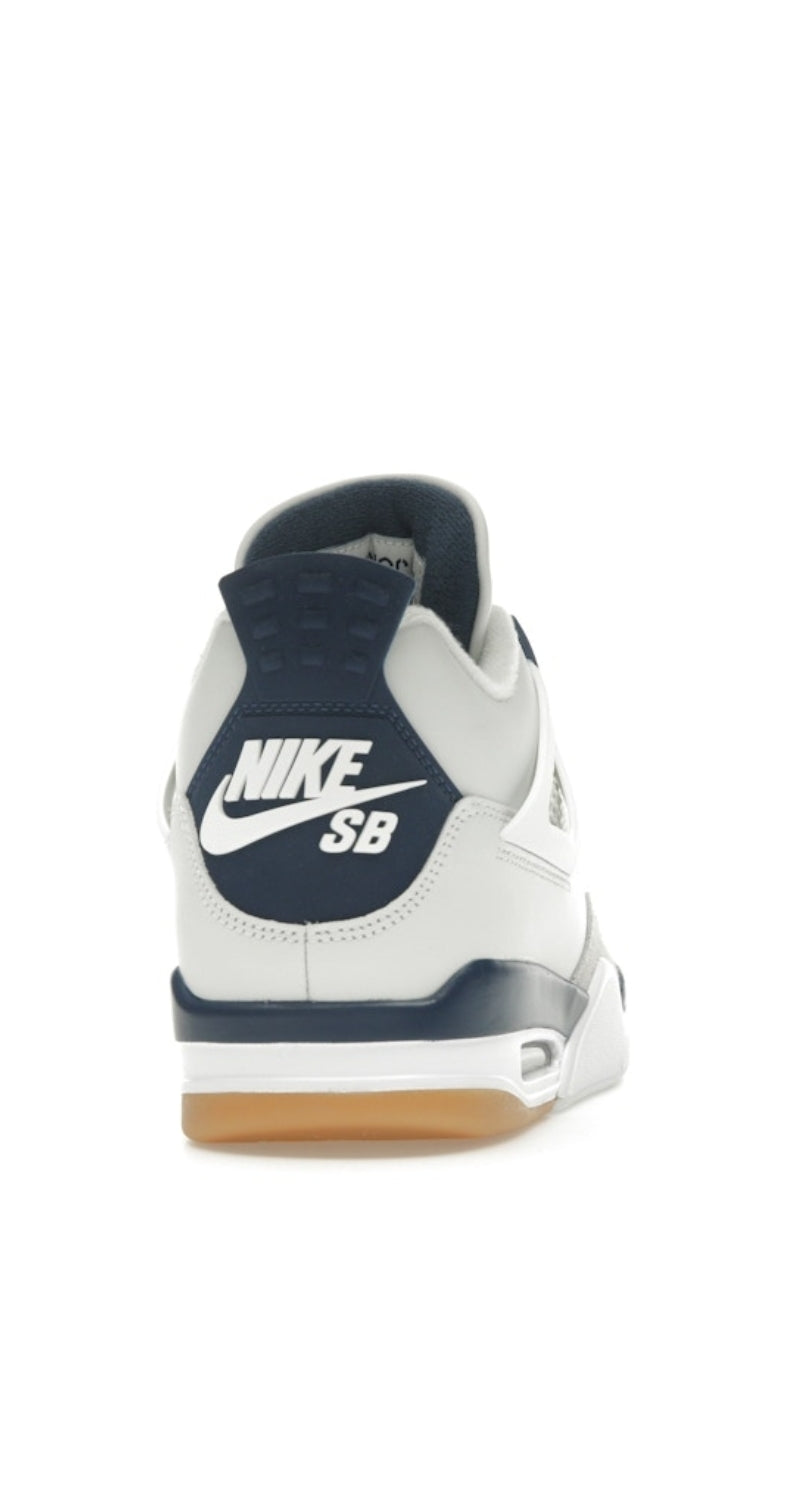 Jordan 4 SB navy